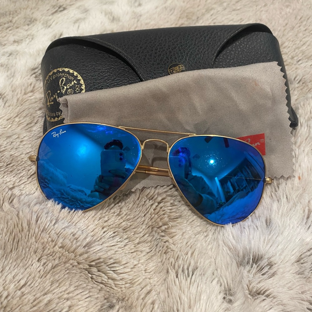 Ray ban